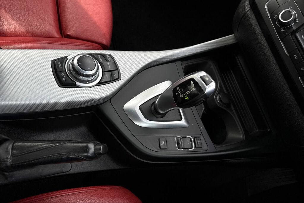 BMW 2 Series 218D Se White #19