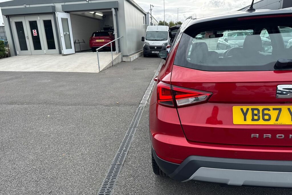 Seat Arona 2017 67 Tsi Red #31