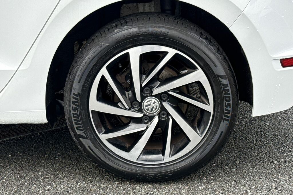 Volkswagen Golf SV Gt White #13