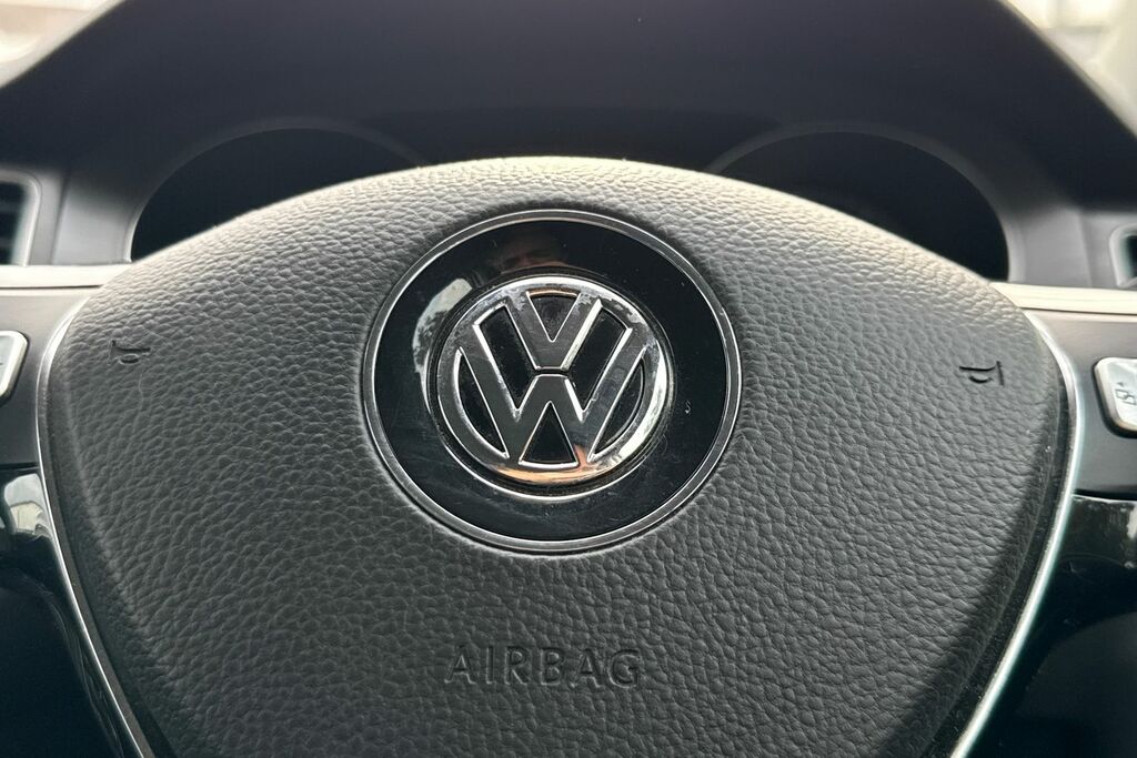 Volkswagen Golf SV Gt White #34