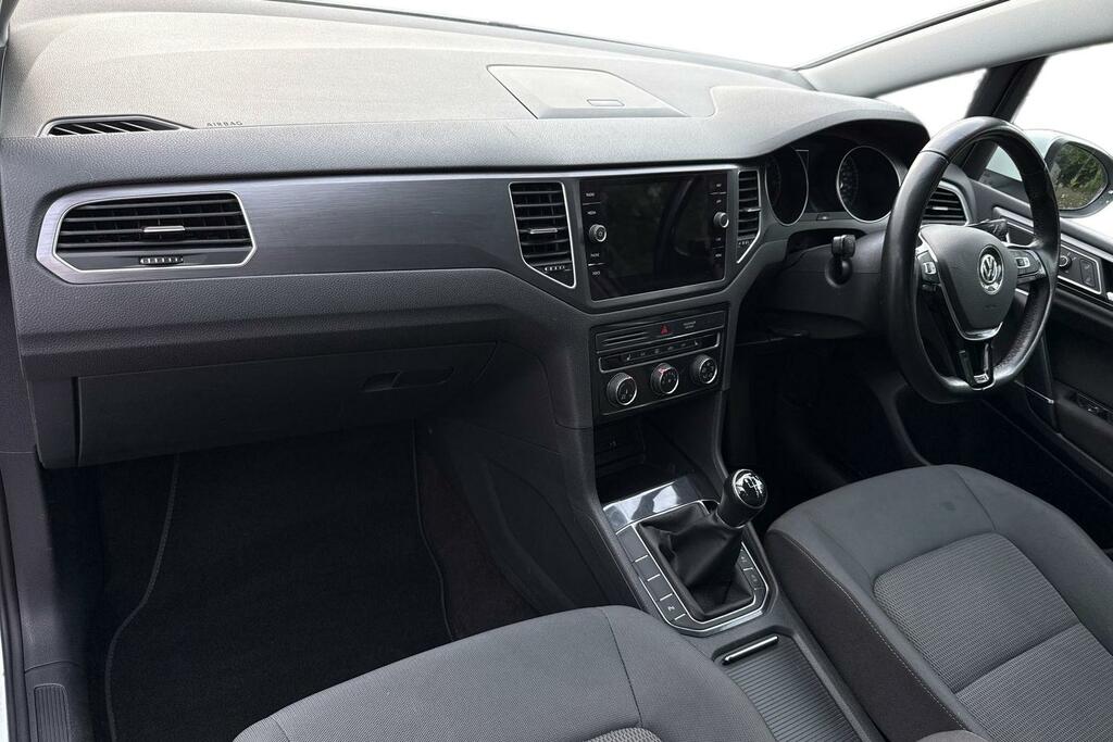 Volkswagen Golf SV Gt White #15