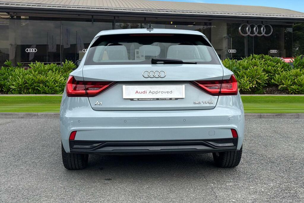 Audi A1 Sport 30 Tfsi 110 Ps 6-Speed PK23WDJ Grey #4