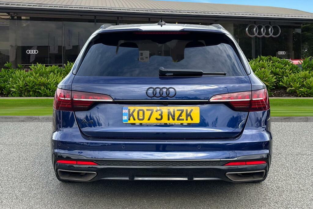 Audi A4 Avant Avant Black Edition 35 Tfsi 150 Ps S Tronic Blue #4