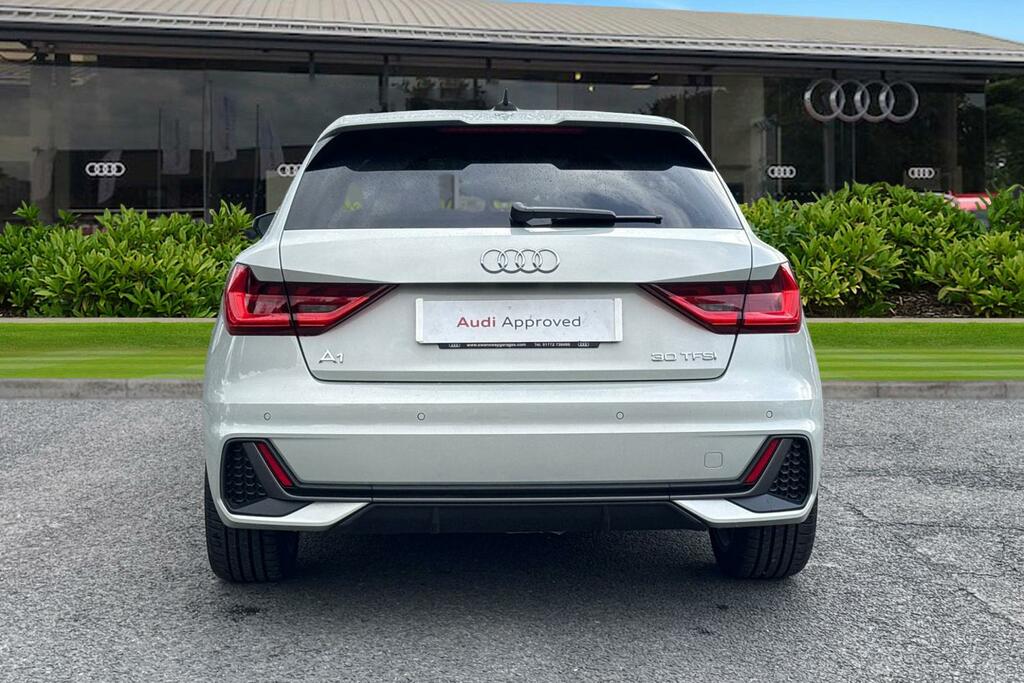 Audi A1 S Line 25 Tfsi 95 Ps 5-Speed PJ26URX Silver #4