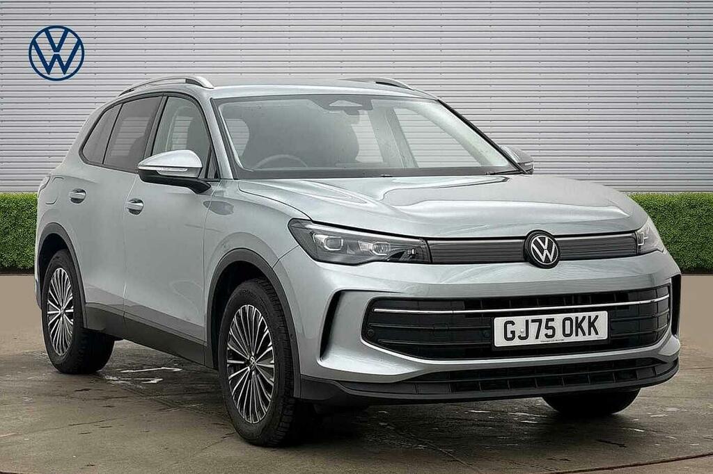 Volkswagen Tiguan 1.5 Etsi 150 Match Dsg Vat Qualifying Silver
