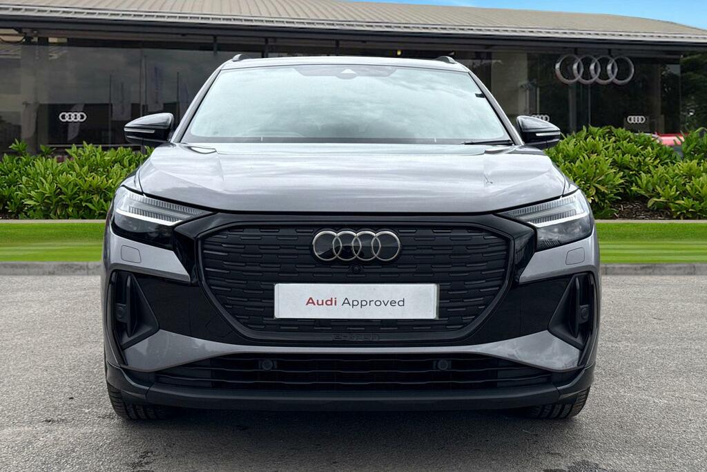 Audi Q4 E Tron Black Edition 45 210,00 Kw Grey #5