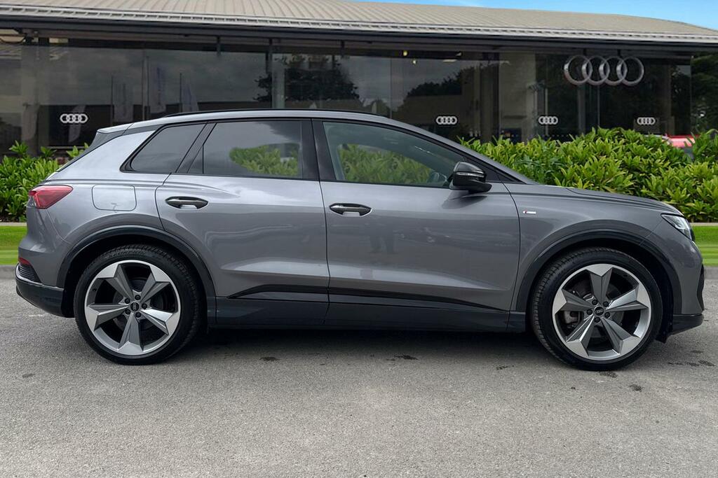 Audi Q4 E Tron Black Edition 45 210,00 Kw Grey #3
