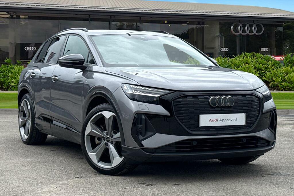 Audi Q4 E Tron Black Edition 45 210,00 Kw Grey