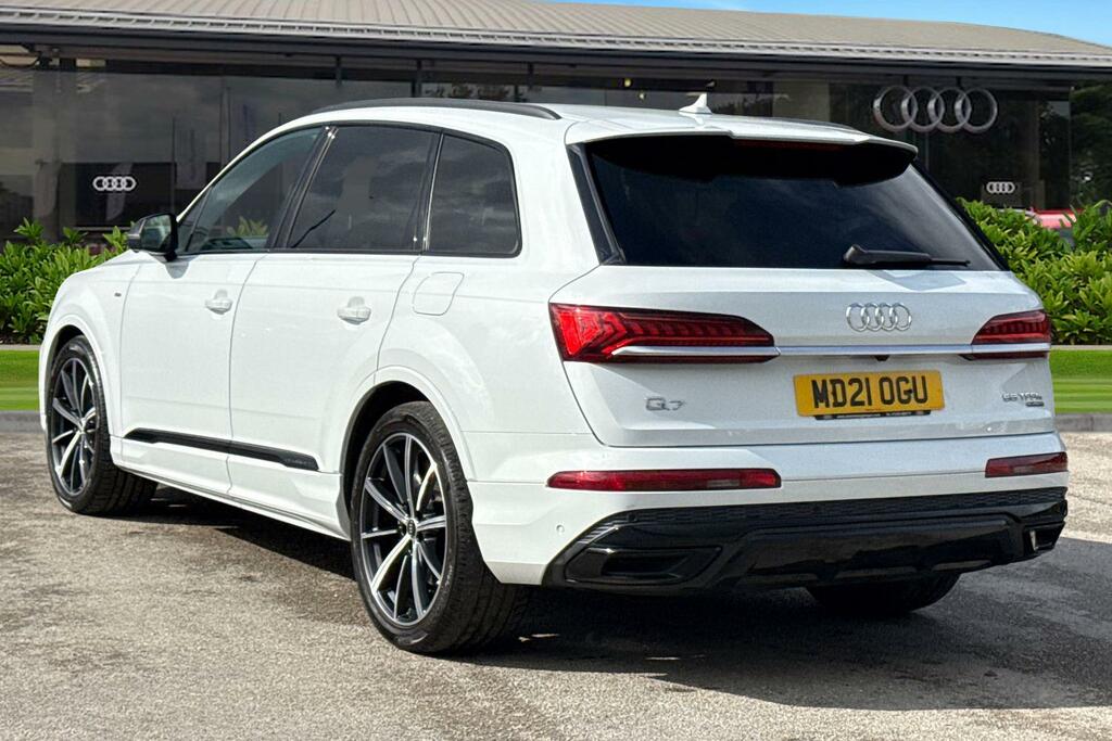 Audi Q7 Black Edition 55 Tfsi E Quattro 381 Ps Tiptronic White #2