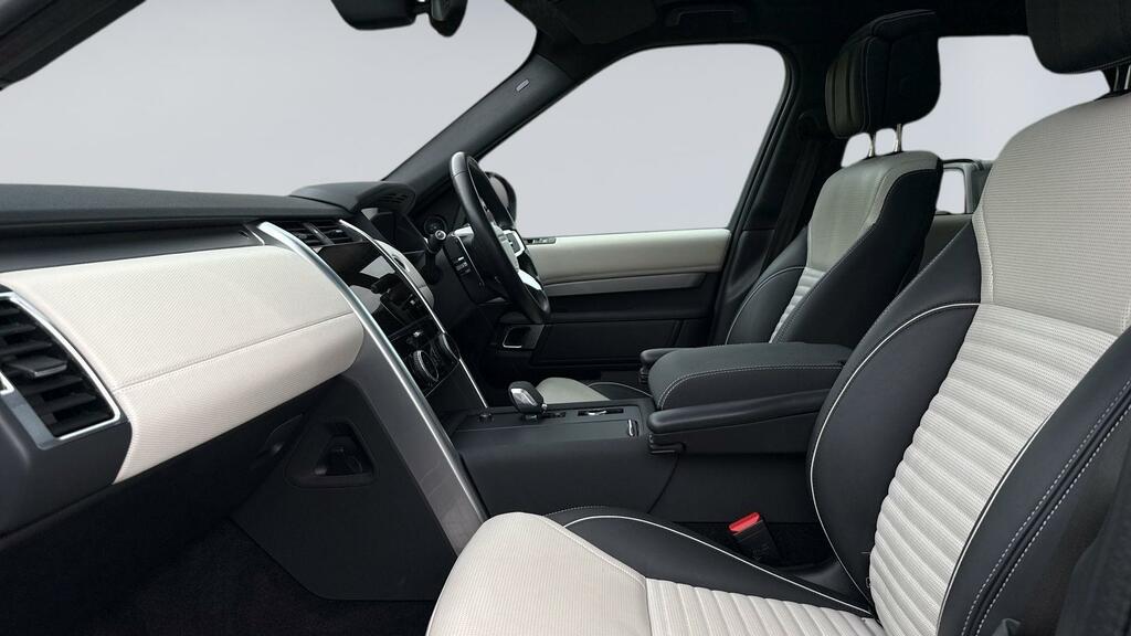 Land Rover Discovery 3.0 D300 R-dynamic Hse Grey #3