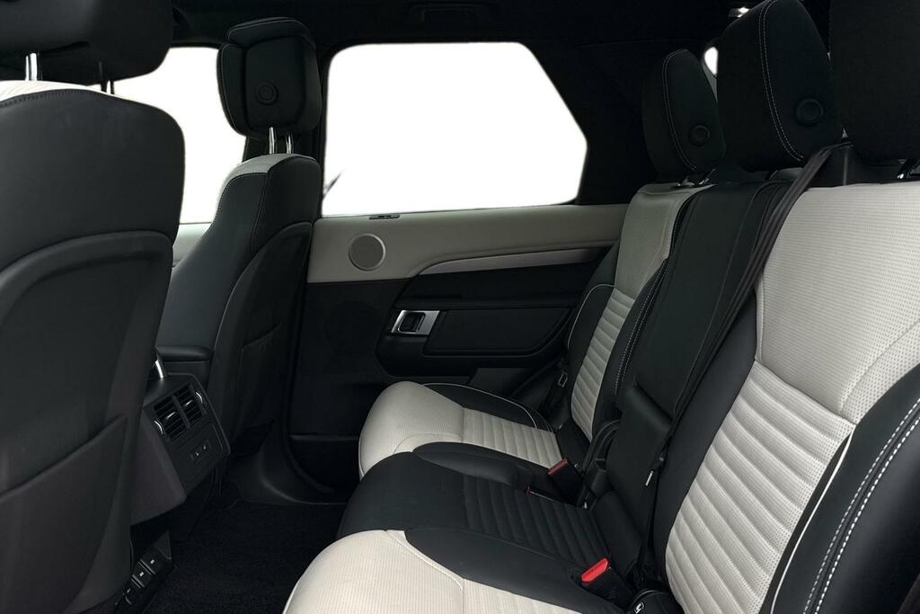 Land Rover Discovery 3.0 D300 R-dynamic Hse Grey #4