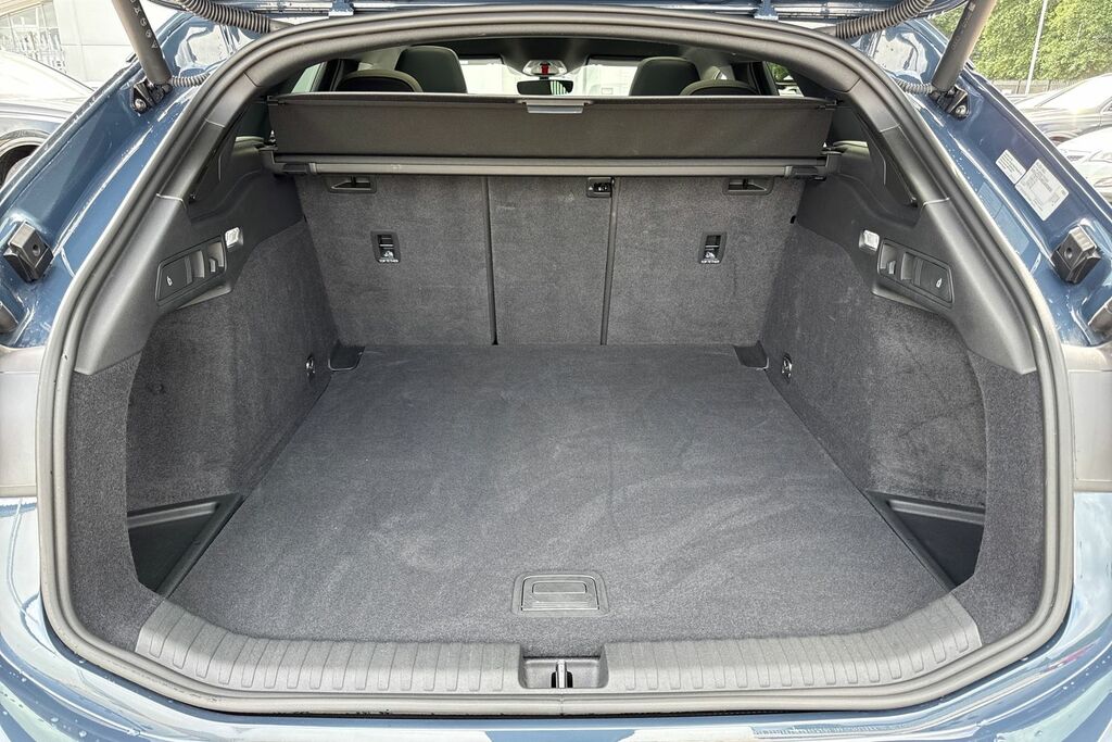 Audi A6 Avant Avant Edition 1 E-tron Performance 270,00 Kw Blue #6