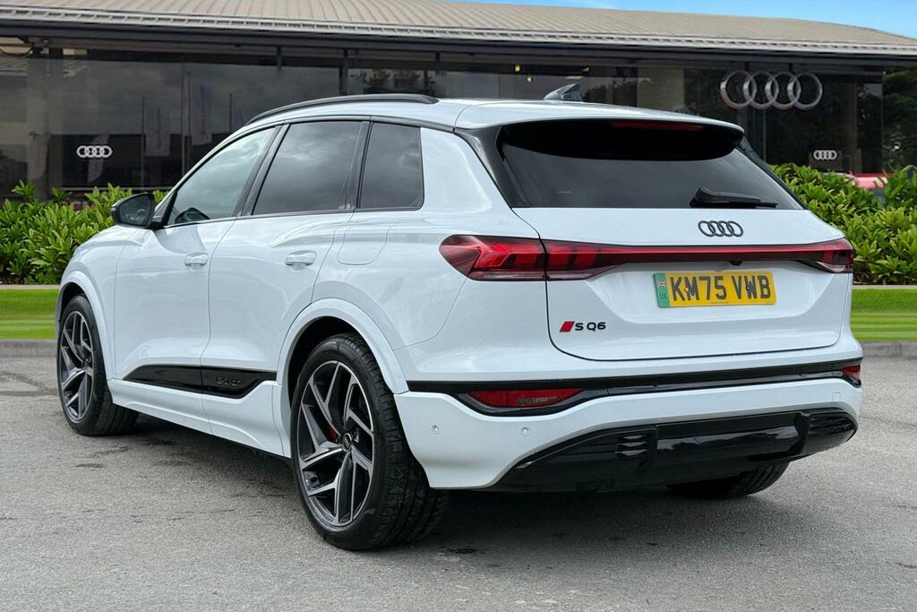 Audi SQ6 E-Tron Ssuv Edition 1 360,00 Kw White #2