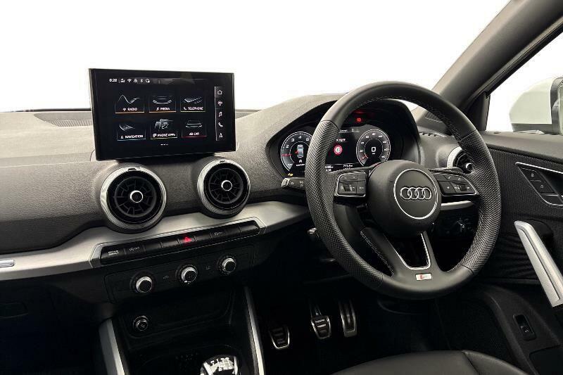 Audi Q2 S Line 30 Tfsi 116 Ps 6-Speed OW75CEJ White #2