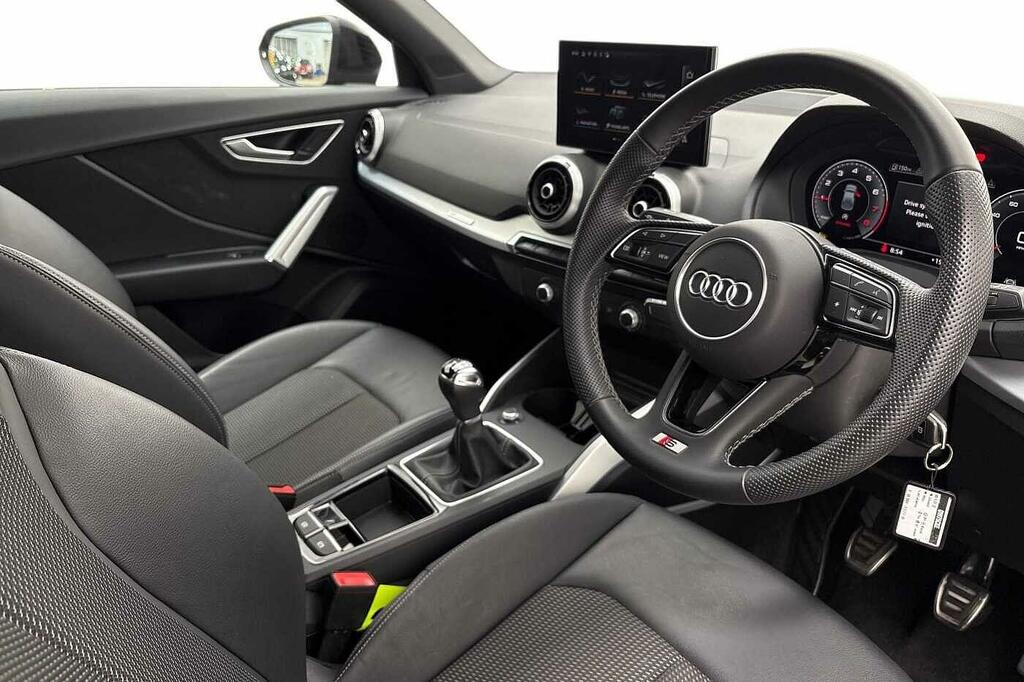 Audi Q2 S Line 30 Tfsi 116 Ps 6-Speed Black #6