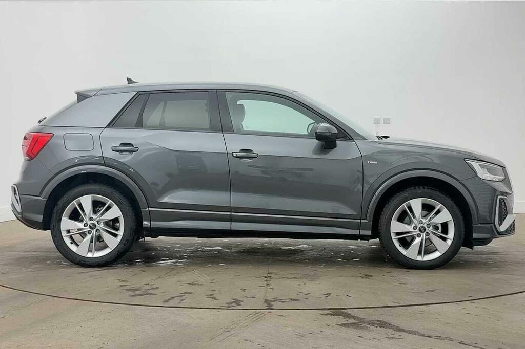 Audi Q2 S Line 30 Tfsi 116 Ps 6-Speed Grey #4