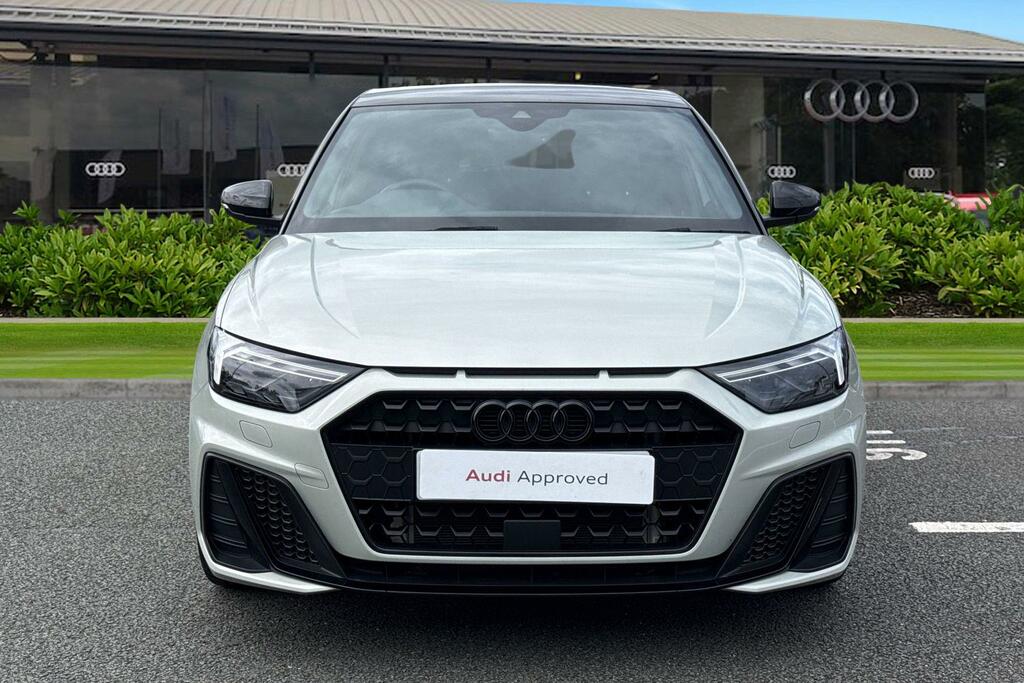 Audi A1 Black Edition 35 Tfsi 150 Ps S Tronic CX25WXU Silver #5