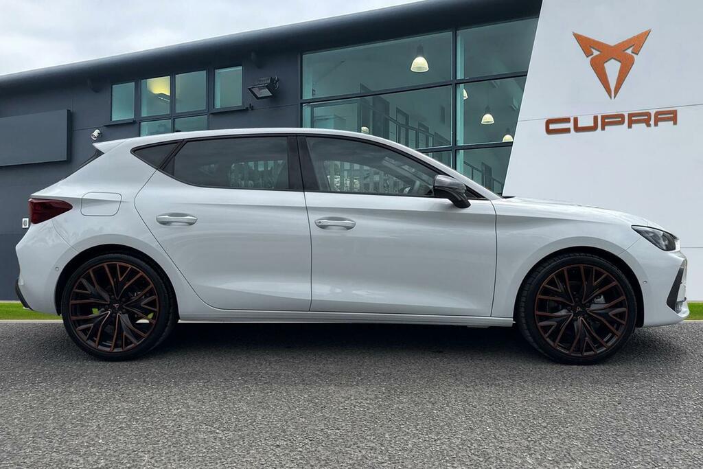 Cupra Leon 1.5 Etsi V3 Dsg Euro 6 Ss White #3
