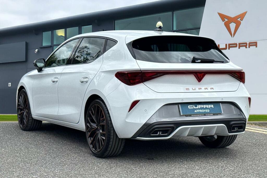 Cupra Leon 1.5 Etsi V3 Dsg Euro 6 Ss White #2