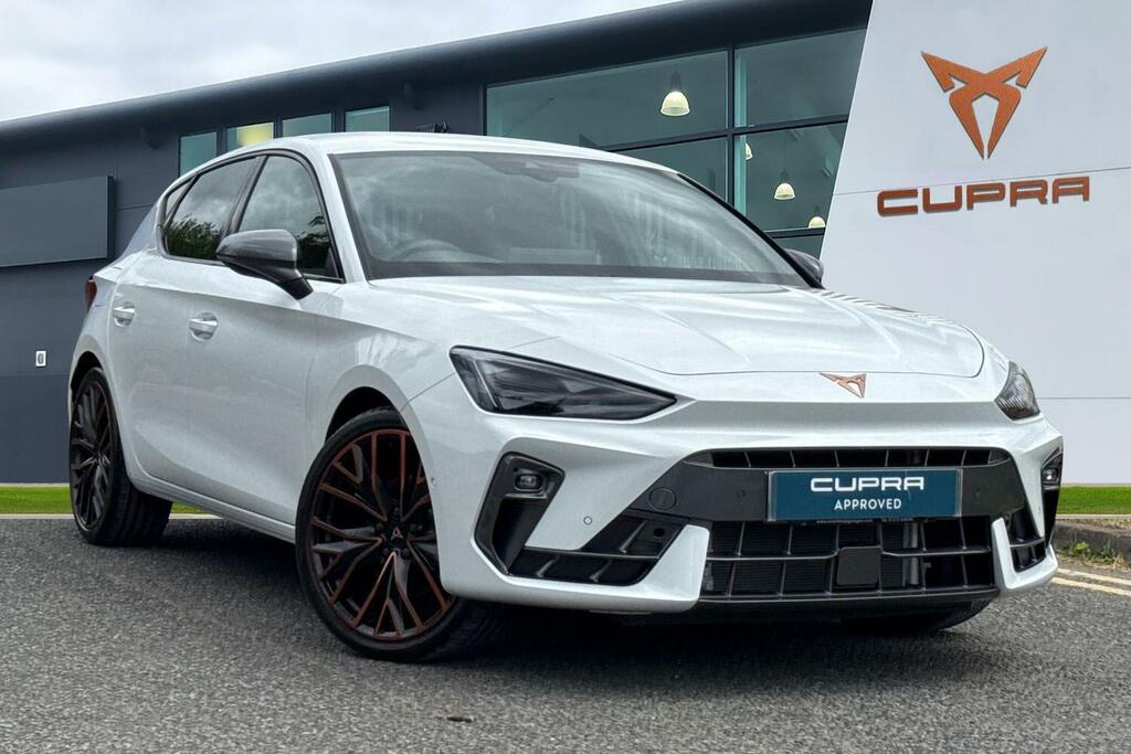 Cupra Leon 1.5 Etsi V3 Dsg Euro 6 Ss White