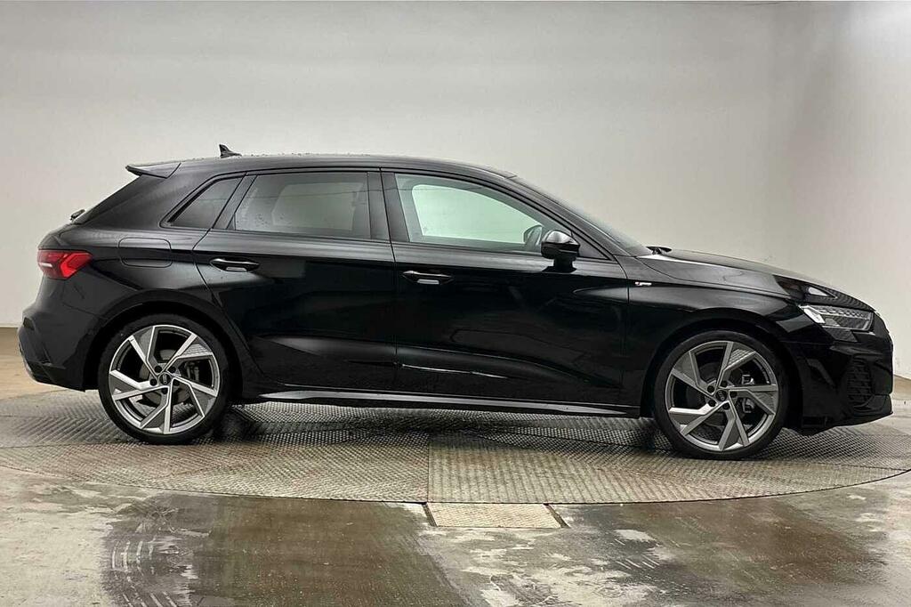 Audi A3 Black Edition Tfsi 150 Ps S Tronic Black #4