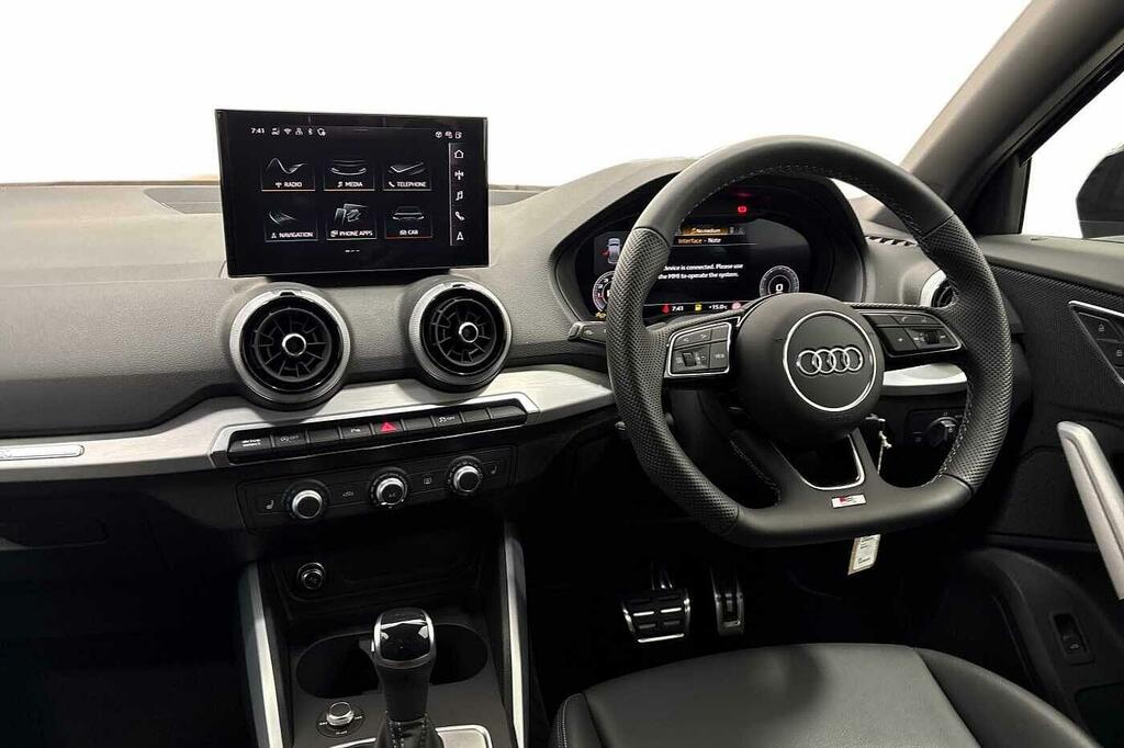 Audi Q2 Black Edition 35 Tfsi 150 Ps S Tronic Black #2