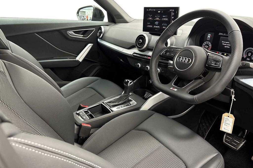 Audi Q2 Black Edition 35 Tfsi 150 Ps S Tronic Black #6