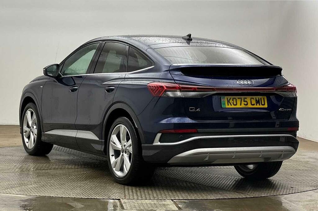 Audi Q4 E Tron S Line 40 150,00 Kw Blue #3