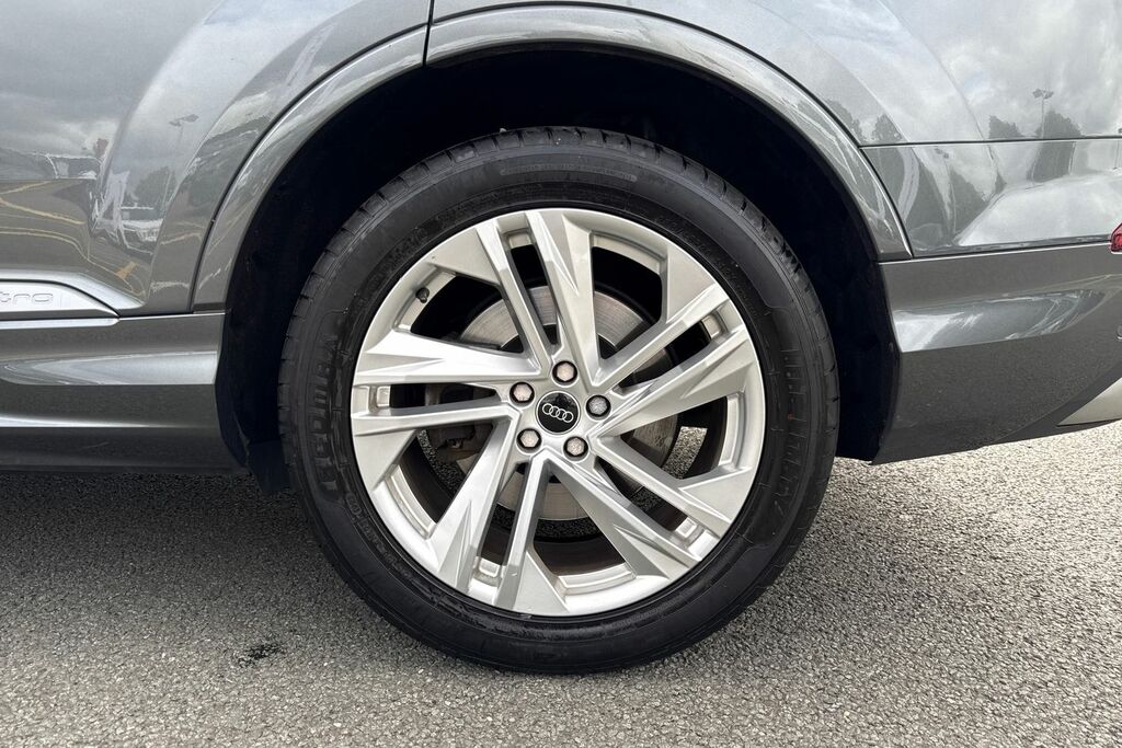 Audi Q7 Tdi Quattro S Line White #12