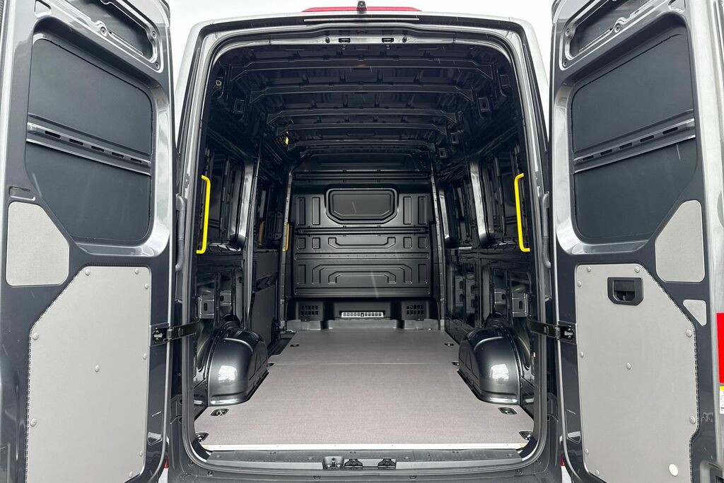 Volkswagen Crafter 2.0 Tdi 140Ps Commerce Plus High Roof Van Grey #6