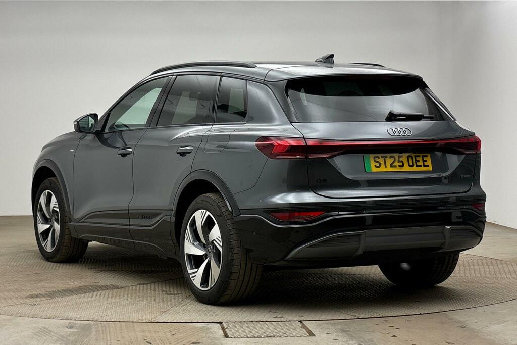 Audi Q6 E-Tron Suv S Line Quattro 285,00 Kw Grey #3