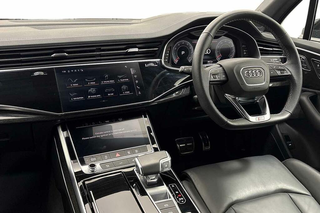 Audi Q7 3.0 Tfsi V6 Black #9