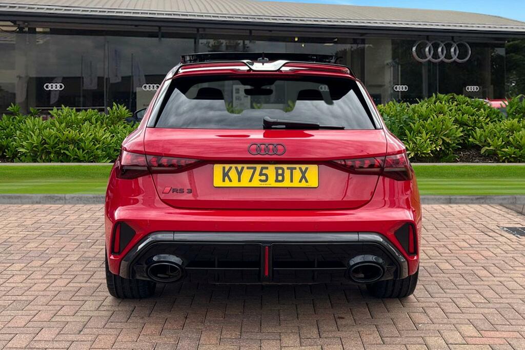 Audi RS3 3 Carbon Vorsprung 400 Ps S Tronic Red #4