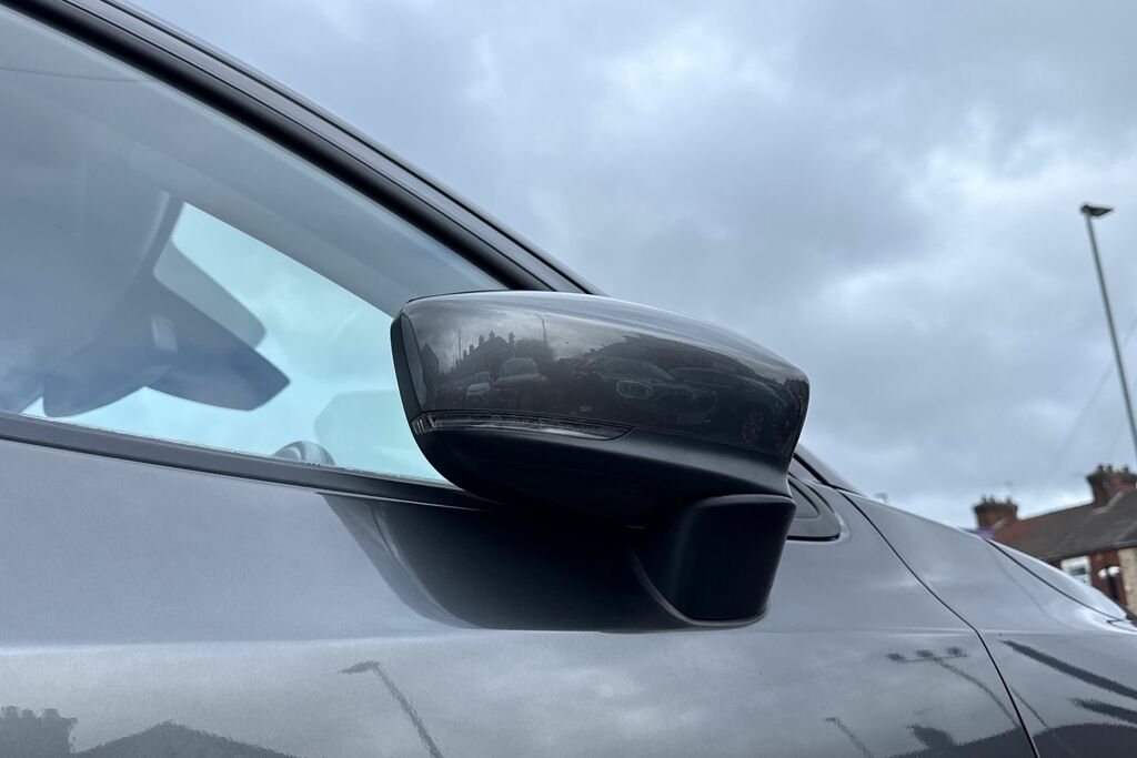 Mazda 2 1.5 Skyactiv G Sport Nav Grey #26