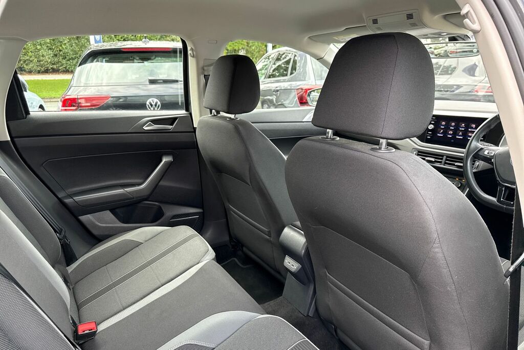 Volkswagen Polo Hatchback White #43