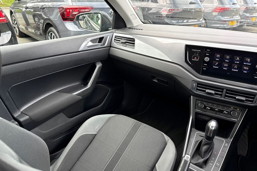 Volkswagen Polo Hatchback White #47