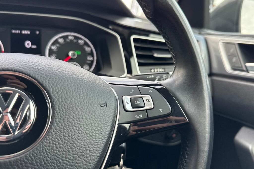 Volkswagen Polo Hatchback White #25