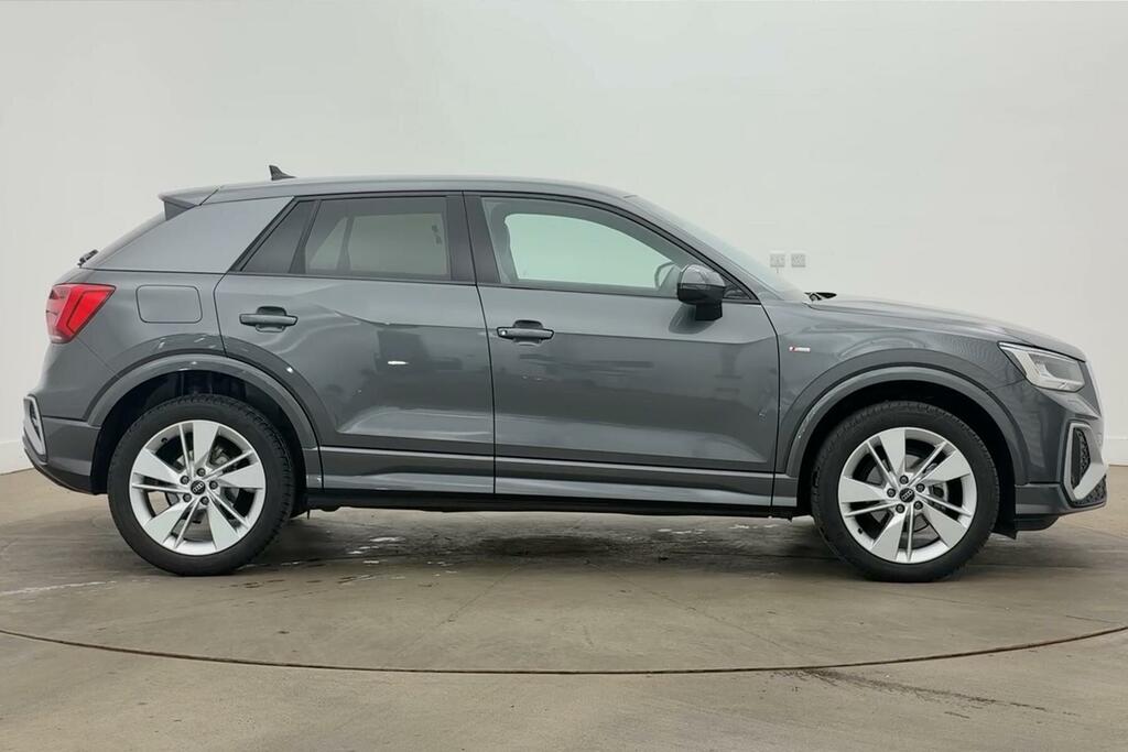 Audi Q2 30 Tfsi 116 S Line Grey #4
