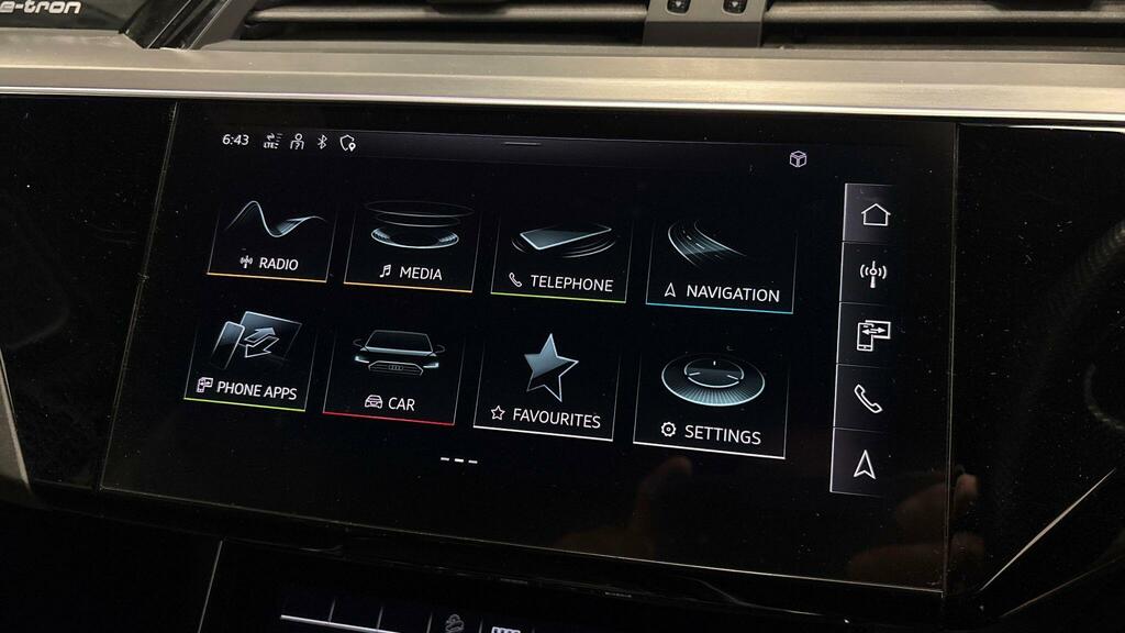 Audi E-tron Audi E-tron Technik 50 Quattro 230,00 Kw Grey #8