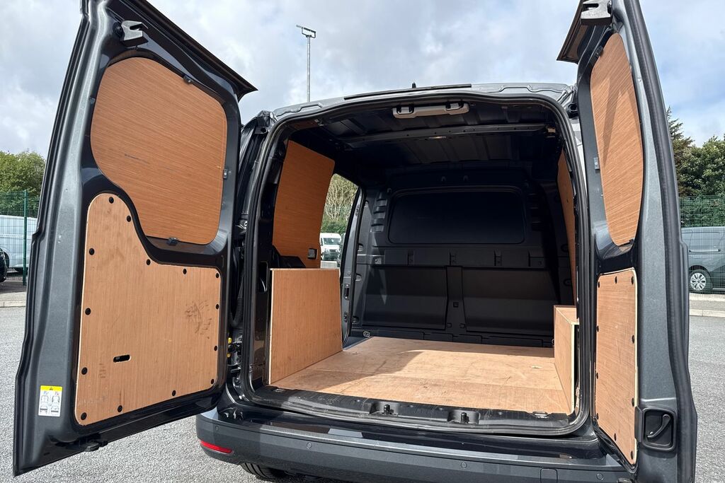 Volkswagen Caddy 2.0 Tdi 102Ps Commerce Van Businesstech Pack Silver #30