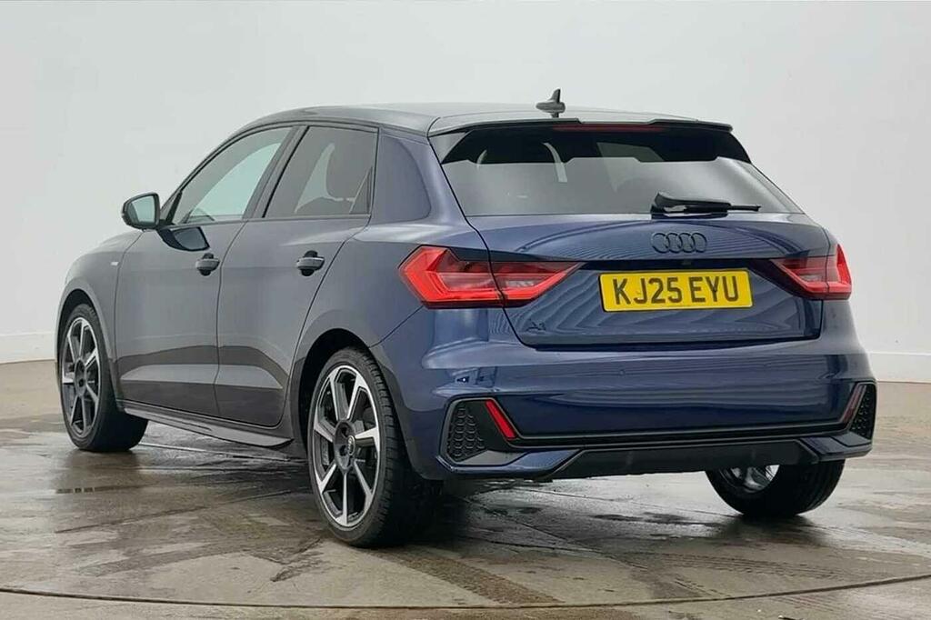 Audi A1 Black Edition 30 Tfsi 116 Ps S Tronic Blue #2