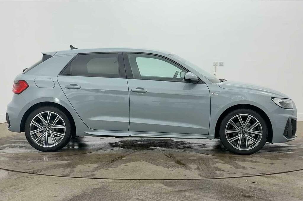 Audi A1 S Line 35 Tfsi 150 Ps S Tronic Grey #3