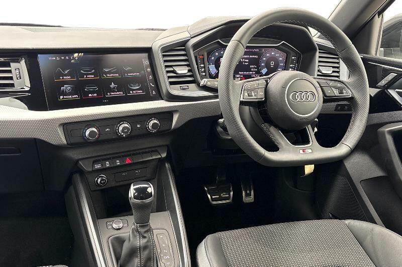 Audi A1 Black Edition 35 Tfsi 150 Ps S Tronic Silver #2
