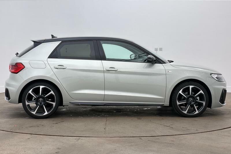 Audi A1 Black Edition 35 Tfsi 150 Ps S Tronic Silver #4