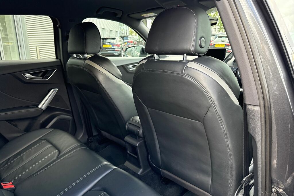 Audi SQ2 Sq2 Quattro Black Edition S Tronic  #32