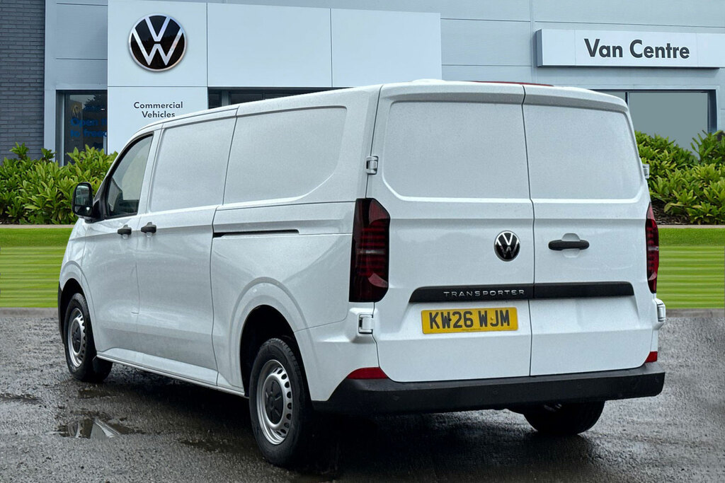 Volkswagen Transporter 2.0 Tdi 110 Commerce Van 5 Plus White #2