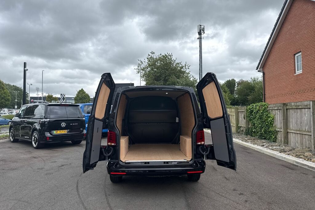Volkswagen Transporter 2.0 Tdi 110 Startline Van Blue #30