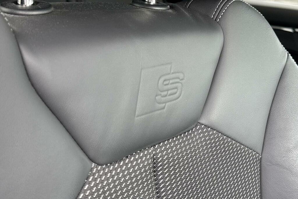 Audi Q3 45 Tfsi E Black Edition S Tronic Tech Pack Grey #36