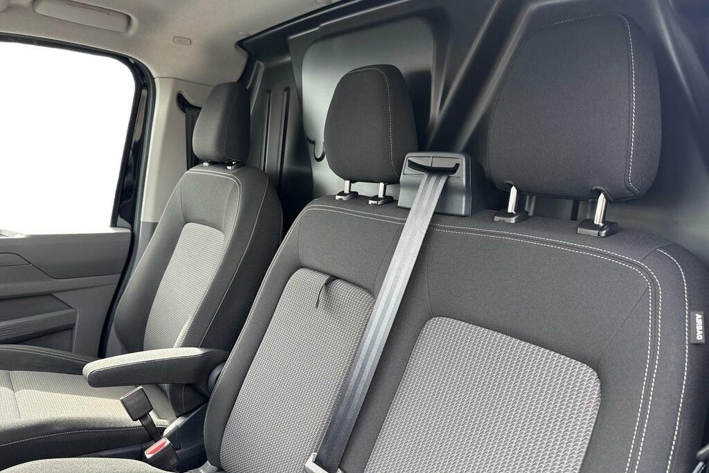 Volkswagen Transporter 2.0 Tdi 110 Commerce Plus Van White #10