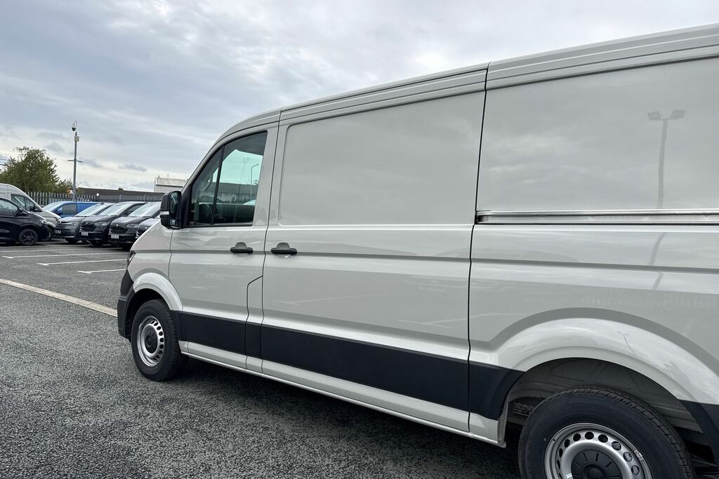 Volkswagen Crafter 2.0 Tdi Cr35 Commerce Plus Panel Van Ma YS26KMM Silver #32